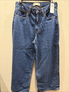 Abercrombie & Fitch Women's Cropped Straight Jeans - Blue